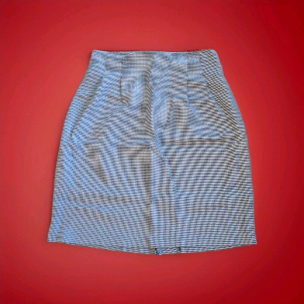 Womans Casual Style Plaid Skirt BY:Metro New York Size:12 WORN ONCE PERFECT COND